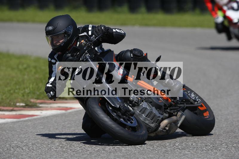 /29 12.06.2024 MOTO.CH Track Day ADR/Gruppe rot/88